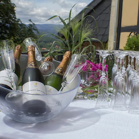 Διαμέρισμα Und 